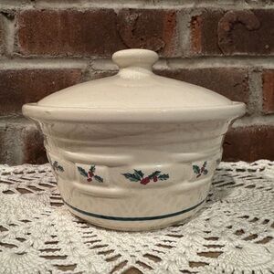 Longaberger pottery Christmas traditional holly USA made small covered dish